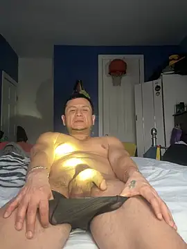 Snapshot of stevo170t chatting on 15, 2, 2026 stevo170t online show from 15, 2, 2026