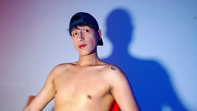 rowanbigboy23 online show from 19, 12, 2025