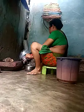 Snapshot of gulapi-gulistan180 chatting on 24, 9, 2025 gulapi-gulistan180 online show from 24, 9, 2025