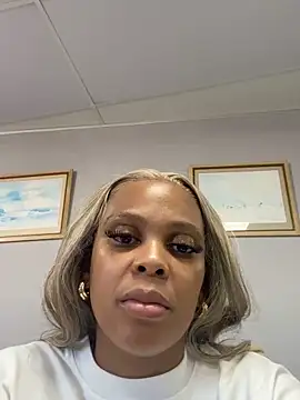 Snapshot of 031bubbles chatting on 4, 5, 2026 031bubbles online show from 4, 5, 2026