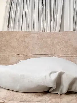 Marian Zeller online show from 8, 10, 2025