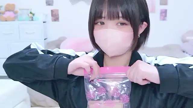 Hinata Sun online show from 12, 3, 2026