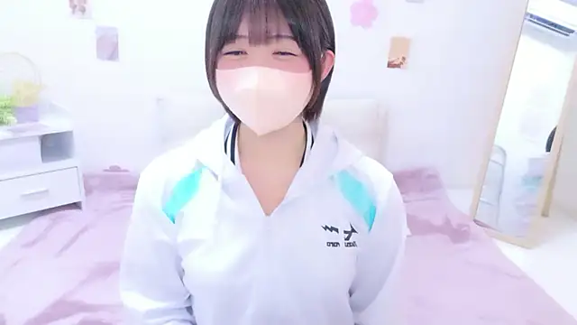 Snapshot of Hinata_Sun chatting on 18, 5, 2026 Hinata Sun online show from 18, 5, 2026