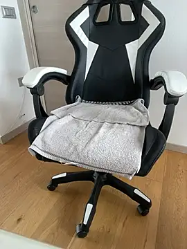 bananasex204 online show from 9, 4, 2026