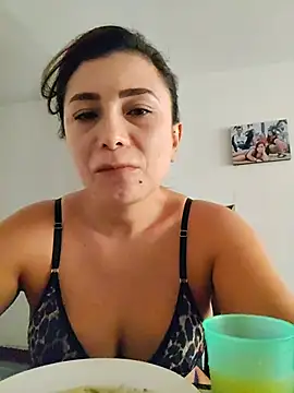 Snapshot of mia_mancinii chatting on 2, 8, 2026 mia mancinii online show from 2, 8, 2026