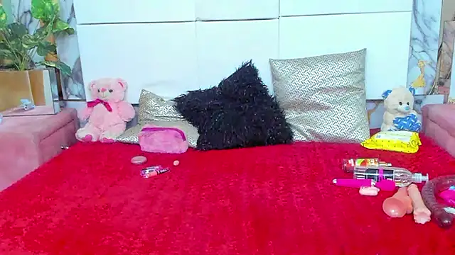 KloeANDbritany online show from 25, 10, 2025