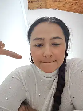 Snapshot of Freyacooper chatting on 13, 10, 2025 Freyacooper online show from 13, 10, 2025