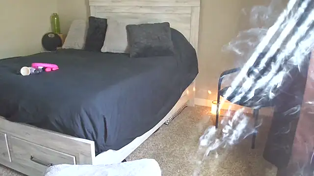 Snapshot of Calimarina chatting on 16, 11, 2025 Calimarina online show from 16, 11, 2025