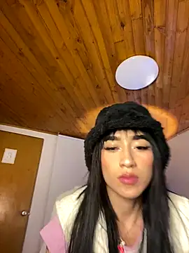 Emma pink10 online show from 9, 9, 2025