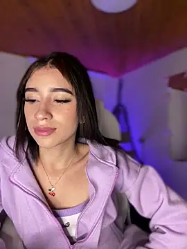Emma pink10 online show from 26, 9, 2025