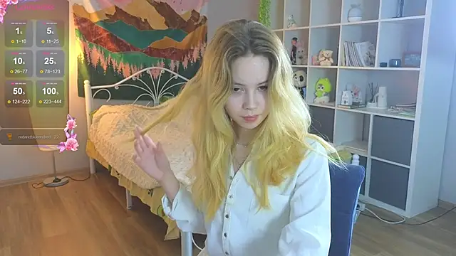 Snapshot of Wendy_Cutie chatting on 13, 9, 2025 Wendy Cutie online show from 13, 9, 2025