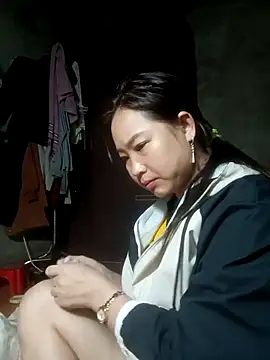 suki-lady online show from 23, 11, 2025