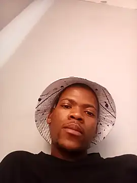 Snapshot of khalazinike chatting on 15, 11, 2025 khalazinike online show from 15, 11, 2025