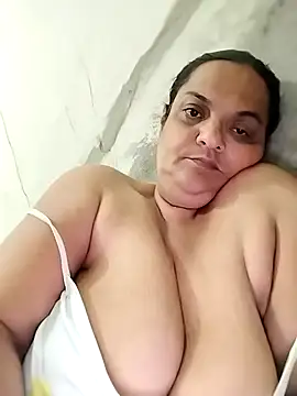 Snapshot of Vydinha chatting on 29, 10, 2025 Vydinha online show from 29, 10, 2025