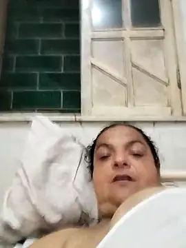 Snapshot of Vydinha chatting on 10, 11, 2025 Vydinha online show from 10, 11, 2025