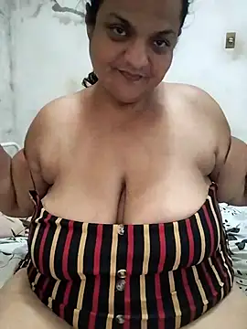 Snapshot of Vydinha chatting on 22, 11, 2025 Vydinha online show from 22, 11, 2025