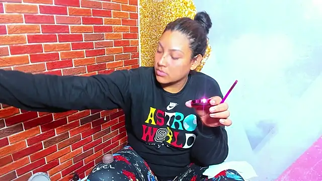 sweet sexy bitch42 online show from 25, 10, 2025