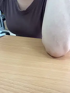 ThuPhuong-Tr online show from 24, 9, 2025