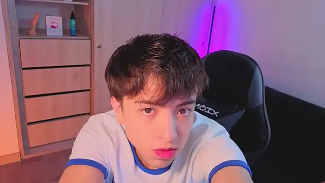 onlinenico online show from 9, 10, 2025