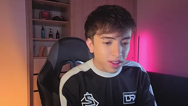 onlinenico online show from 11, 11, 2025