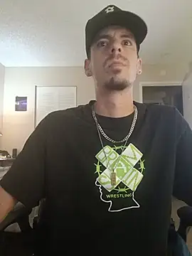 Snapshot of latinosatiro94 chatting on 10, 6, 2026 latinosatiro94 online show from 10, 6, 2026