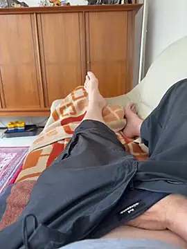 Snapshot of randyandy67 chatting on 5, 7, 2026 randyandy67 online show from 5, 7, 2026