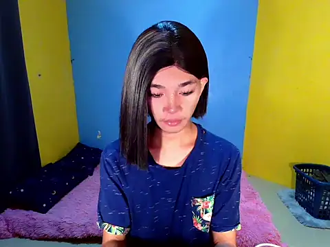 Petite HugeCock online show from 4, 4, 2026