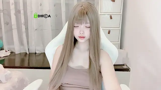 liuruyuan888 online show from 10, 10, 2025