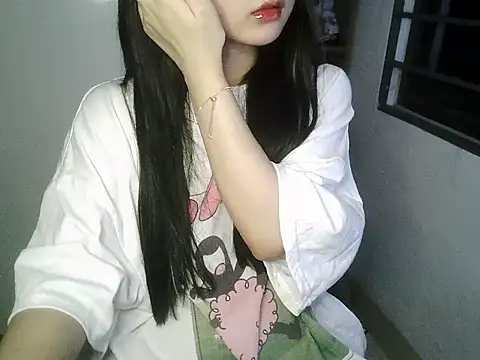 Annabelle-e online show from 10, 10, 2025