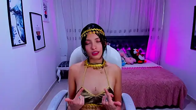 Snapshot of Mia_Clay1 chatting on 22, 12, 2025 Mia Clay1 online show from 22, 12, 2025