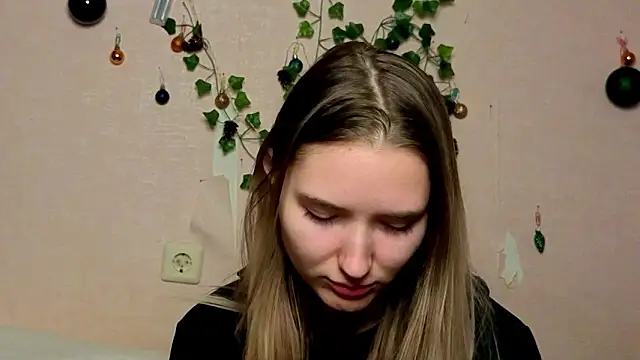  kikiclark   online show from 31, 1, 2026