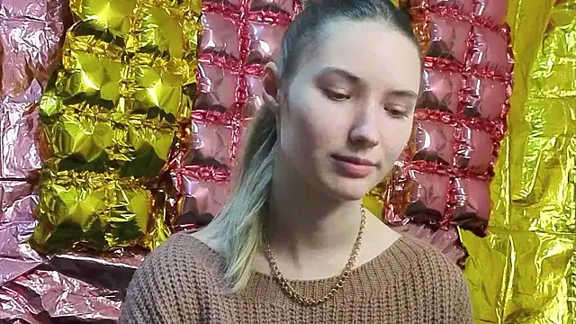  kikiclark   online show from 20, 3, 2026