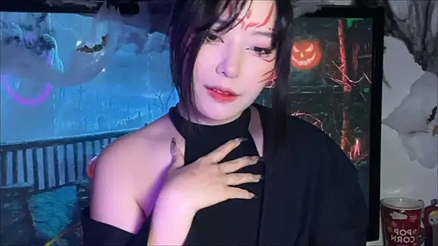 WonderMira online show from 30, 10, 2025