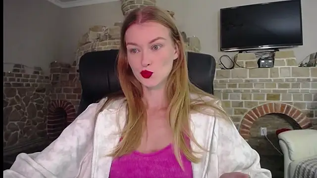 MysticVenus  online show from 18, 9, 2025