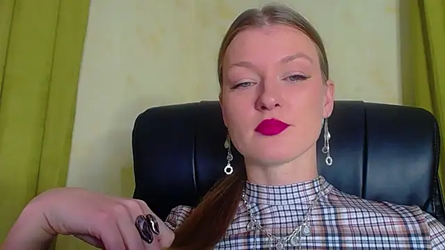 MysticVenus  online show from 5, 12, 2025