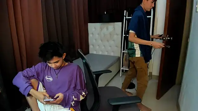 xxxhugecocktwinkxxx online show from 9, 10, 2025