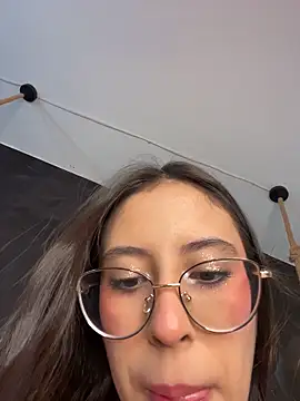 Juanita-Diaz online show from 30, 10, 2025