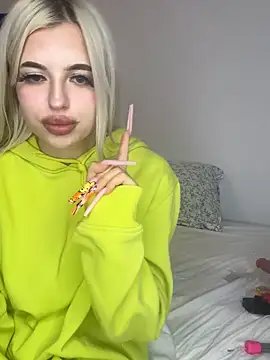 Steffi Snowbunny online show from 3, 11, 2025