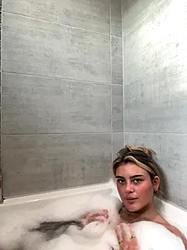 CassyBaby online show from 22, 10, 2025