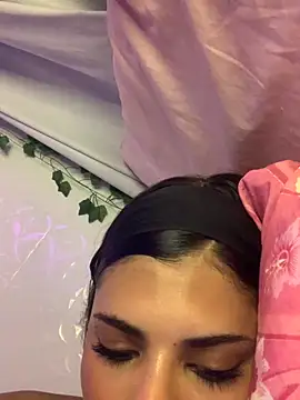 luluzinhax online show from 18, 10, 2025