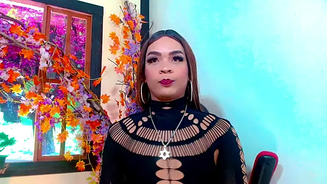 Cristal Villael online show from 25, 10, 2025