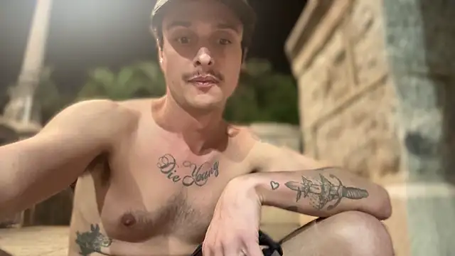 chrisalmeid  online show from 16, 2, 2026