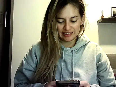 Valery  Rouse  online show from 29, 5, 2026