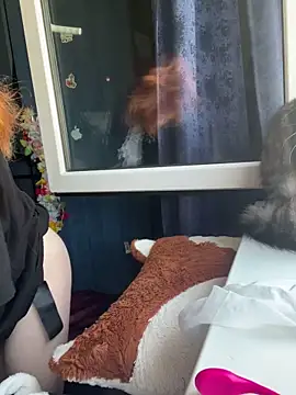 DaddysLittleSlutfox online show from 15, 4, 2026