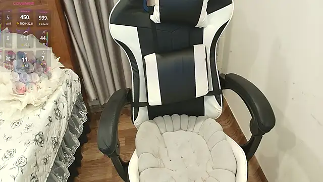 Bae Gigii online show from 7, 3, 2026