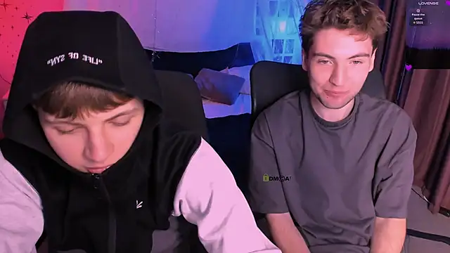 travis wolf  online show from 17, 12, 2025