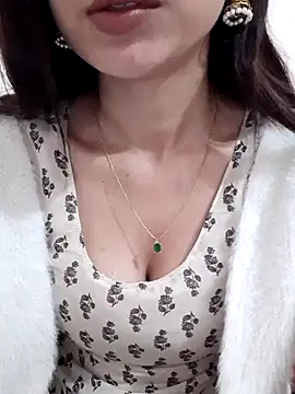 Snapshot of siya_rani67 chatting on 2, 2, 2026 siya rani67 online show from 2, 2, 2026