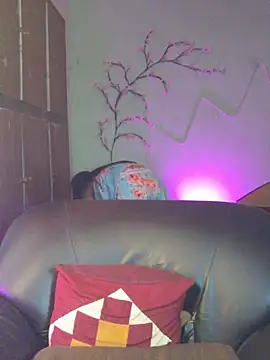 royeoy22 online show from 19, 4, 2026