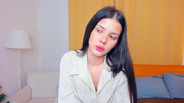 JoCauterucci online show from 28, 10, 2025