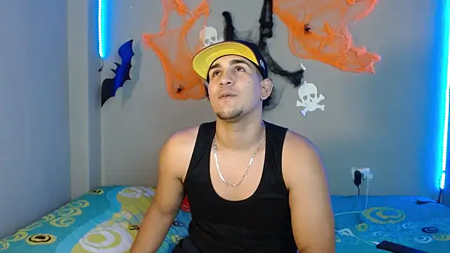 Snapshot of massimo_vidal_ chatting on 26, 10, 2025 massimo vidal online show from 26, 10, 2025